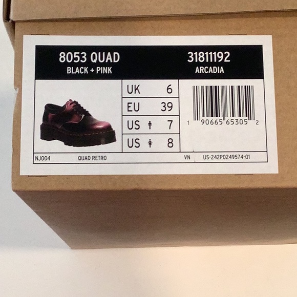 DR. MARTENS BLACK AND PINK ARCADIA - Picture 10 of 11